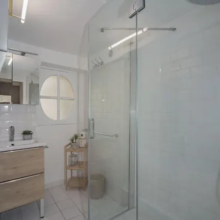 Classy Bourgeois - Chic 2 Bedroom In Le Marais Paris