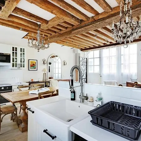 Classy Bourgeois - Chic 2 Bedroom In Le Marais 아파트 파리