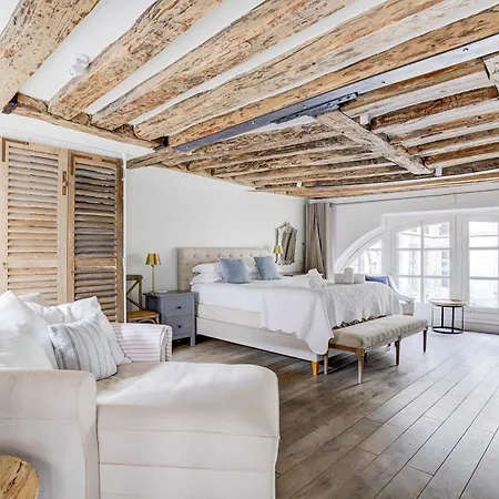 Apartment Classy Bourgeois - Chic 2 Bedroom In Le Marais