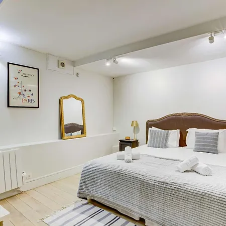Appartement Classy Bourgeois - Chic 2 Bedroom In Le Marais Paris